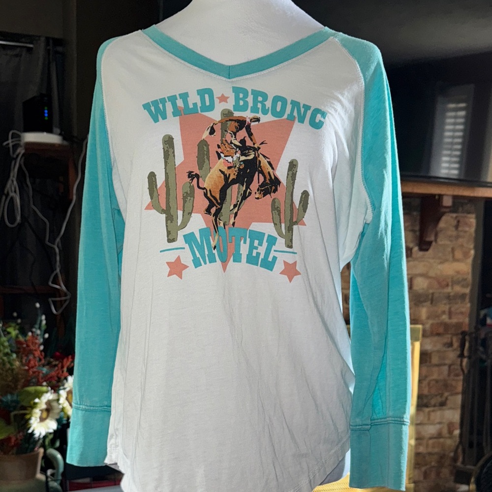 Ariat Teal And White Wild Bronc Jersey